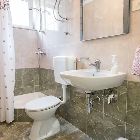 Fanito Макарска