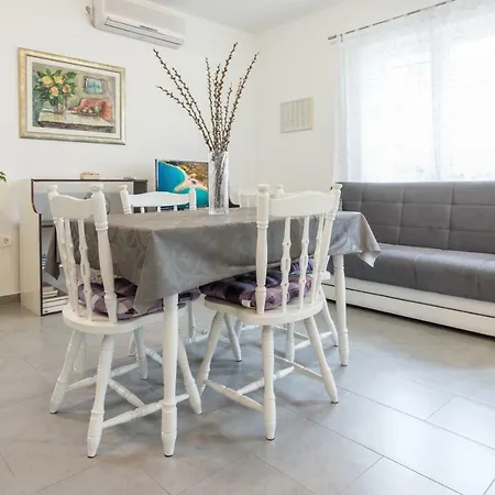 Fanito Apartment Makarska